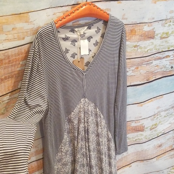 NWT Brain Tree Fashions Long Sleeve Pattern Dress! - Picture 3 of 8